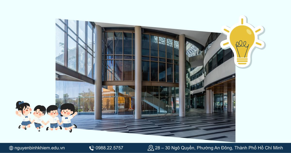 Sảnh Trường Đại học Văn Lang cơ sở 1