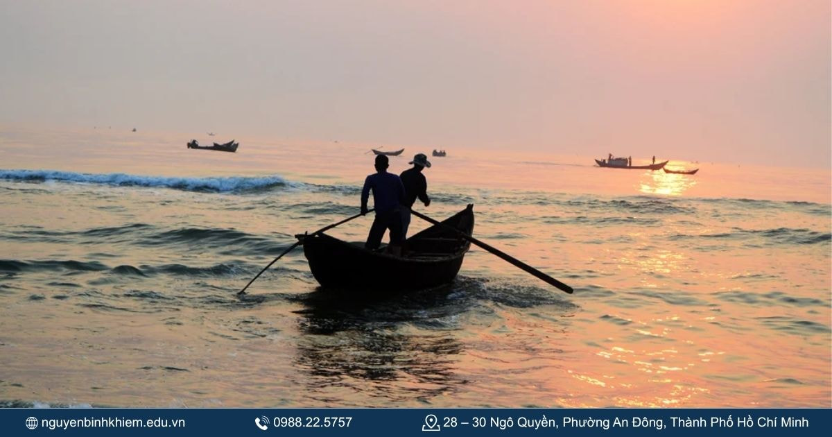Mở bài phân tích nhân vật người đàn bà hàng chài trong Chiếc thuyền ngoài xa của Nguyễn Minh Châu
